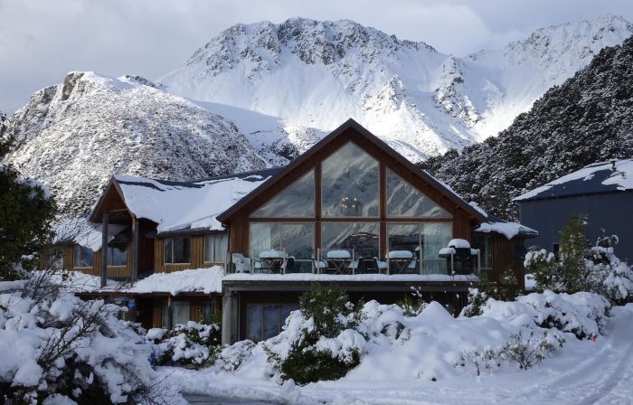 Aoraki Mount Cook Alpine Lodge