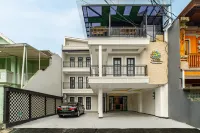 Tree Homestay Mitra RedDoorz Hotel dekat GPdI Lembah Dieng Kota Malang