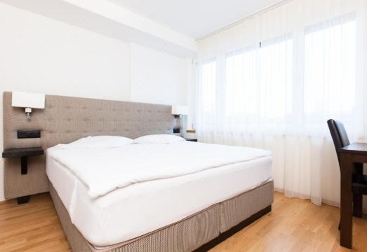 스위스 스타 롱스트리트 호텔