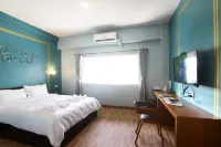 Mest Hotel Hotels near Wat Tha Sampao Tai