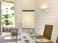 Logis Auberge du Centre Hotels in Contres