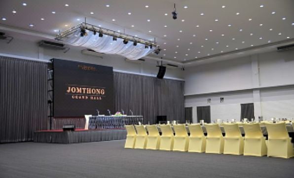 5. 더 아이야푸라 ..