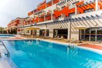Hotel Adaria Vera - Pool