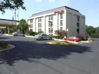 Hampton Inn Alexandria/Pentagon South - breakfast