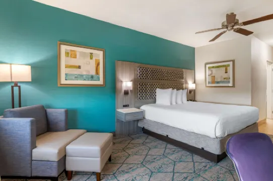 Best Western Plus Wasco Inn  Suites