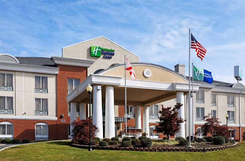 Holiday Inn Express Hotel & Suites Cullman, an IHG Hotel
