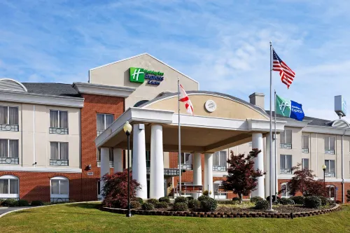 Holiday Inn Express Hotel & Suites Cullman, an IHG Hotel Hotels in Cullman