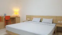 Losmen Simpang Hotel dekat sm swalayan