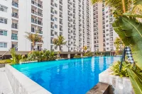 Apartemen Cinere Resort By RyRoom Hotell i Gandul