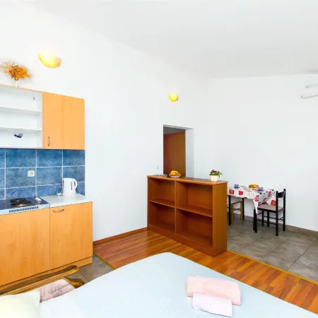 Apartments Tomislav