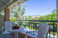 Tellis Holiday Rooms - Pet friendly