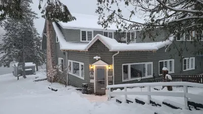 Bonnie View Inn Hoteles en Minden Hills