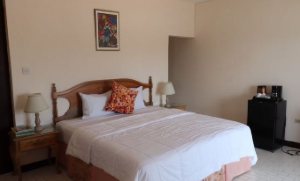 Seacrest Beach Hotel - Housity