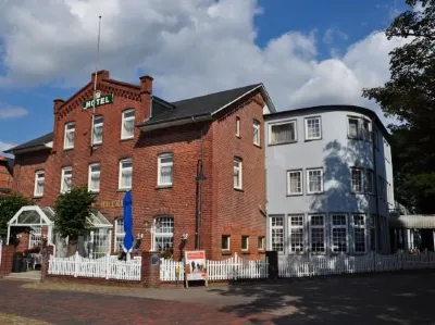 Schroeders Hotels near St. Marienkirche Basthorst - Ev.-Luth. Kirchengemeinde Basthorst