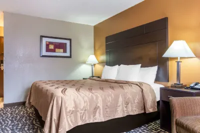 Quality Inn Hotels in Lamar