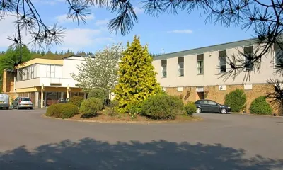 Eight Acres Hotel فنادق في Burghead