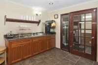 Valley Inn Shakopee - Parkplatz