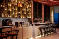 Crowne Plaza VINH YEN CITY CENTRE by IHG - バー