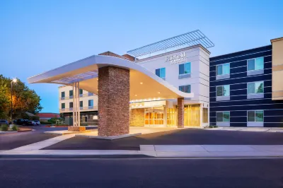 Fairfield Inn & Suites Fresno North/Shaw Avenue Hotels in Fresno