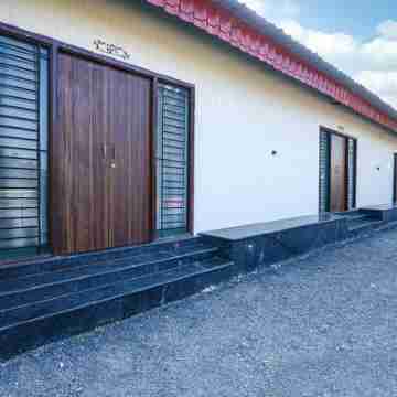 Takshshila Park and Resorts Hotel Exterior