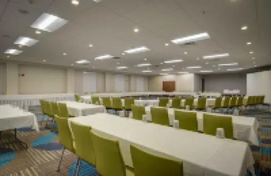 Holiday Inn Express & Suites NORTH PLATTE by IHG