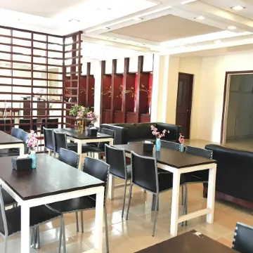 Alice in Wonderland Beach Hotel