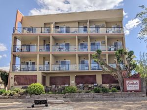 Desert Surfside Waterfront Accommodations