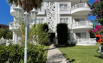 Belka Golf Residence Exclusive Apt Poolside - Housity