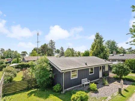 "Elva" - 150m from the Sea