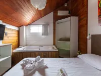 Pousada Recanto do Aconchego Hotels near Santinho