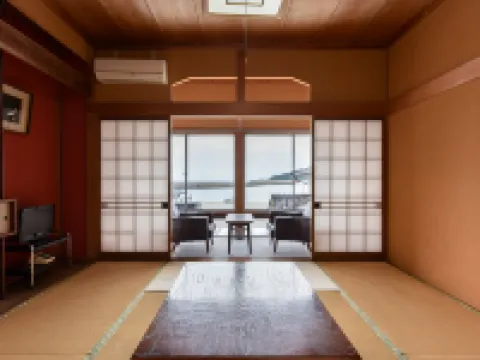 Rokko Ryokan 珠洲のホテル