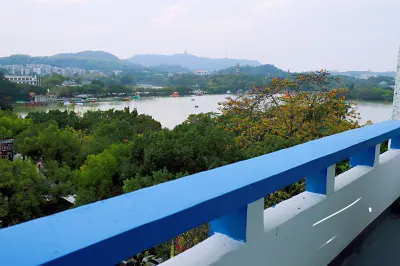 Xihu Zeai Home Hotel in zona Hejiang Attic