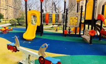 Chizhe Putao Changzhe Ge Apartment (Wangsha Road)