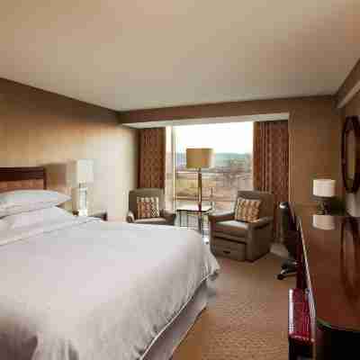 Sheraton Valley Forge King of Prussia Rooms