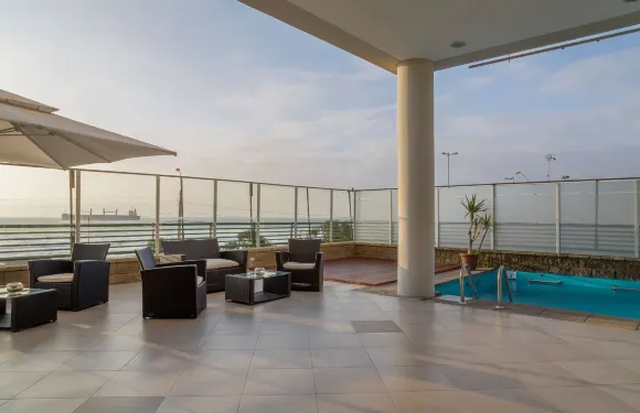 安託法加斯塔NH酒店