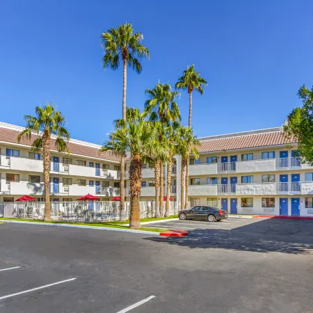 Motel 6 Phoenix, AZ - West