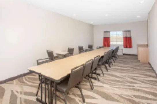 Microtel Inn & Suites by Wyndham Limon