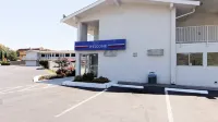 Motel 6 Chico, CA - Pools