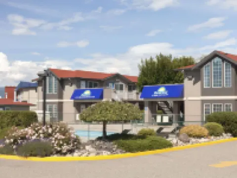 Days Inn by Wyndham Kelowna Hotels in Kelowna