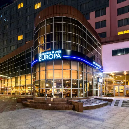 Radisson Blu Hotel, Szczecin Отели рядом с достопримечательностью «Арена «Нетто»»