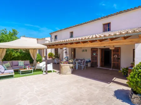 Es Cos Отели в г. Сельва