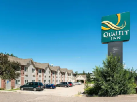 Quality Inn Near Northtown Mall & National Sports Center Hotels in Coon Rapids