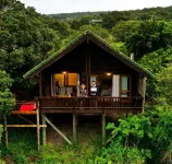 Thunzi Bush Lodge Hotels near Kragga Kamma Game Park