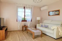 Dousoleil Hotels in Le Teich