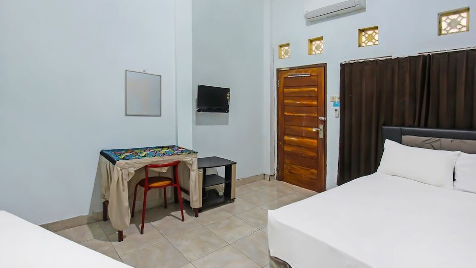 OYO 92095 Wisma Dhana Syariah