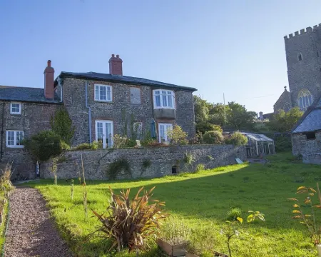 Instow Barton Hotels in Bideford