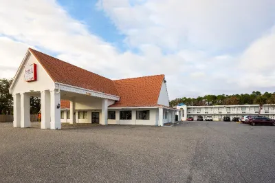 Travelodge Inn & Suites by Wyndham Jacksonville Airport Các khách sạn ở Jacksonville