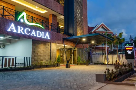 Arcadia Hotel Manado Отели в г. Манадо