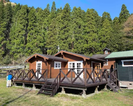Log Cottage Yamanohiroba - Vacation Stay 40692V Hotels in Shiso