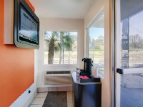 Motel 6 la Mesa, CA - San Diego Hotels in La Mesa